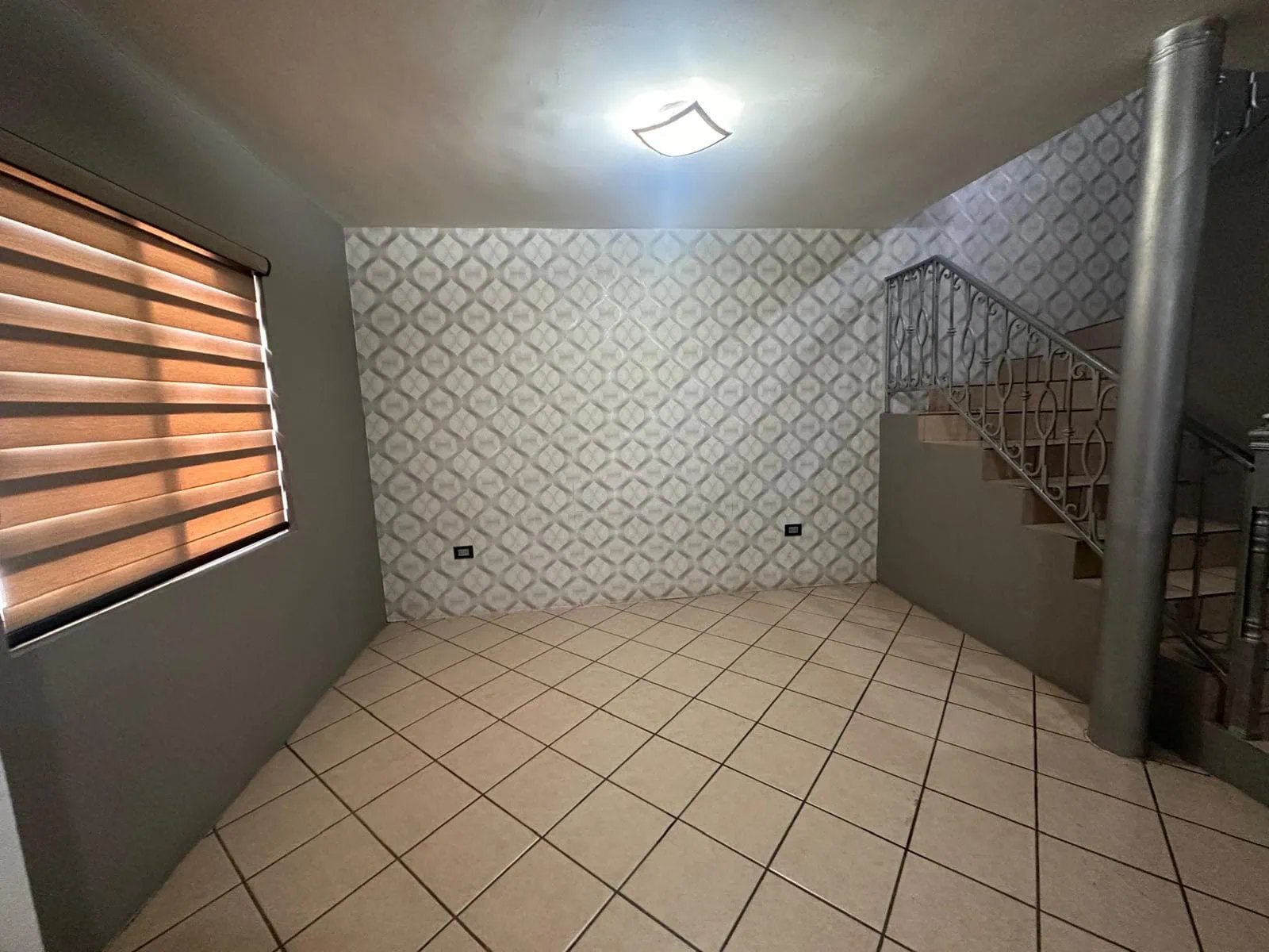 Casa en venta con ampliación en Villa del Roble en Mexicali, B.C.