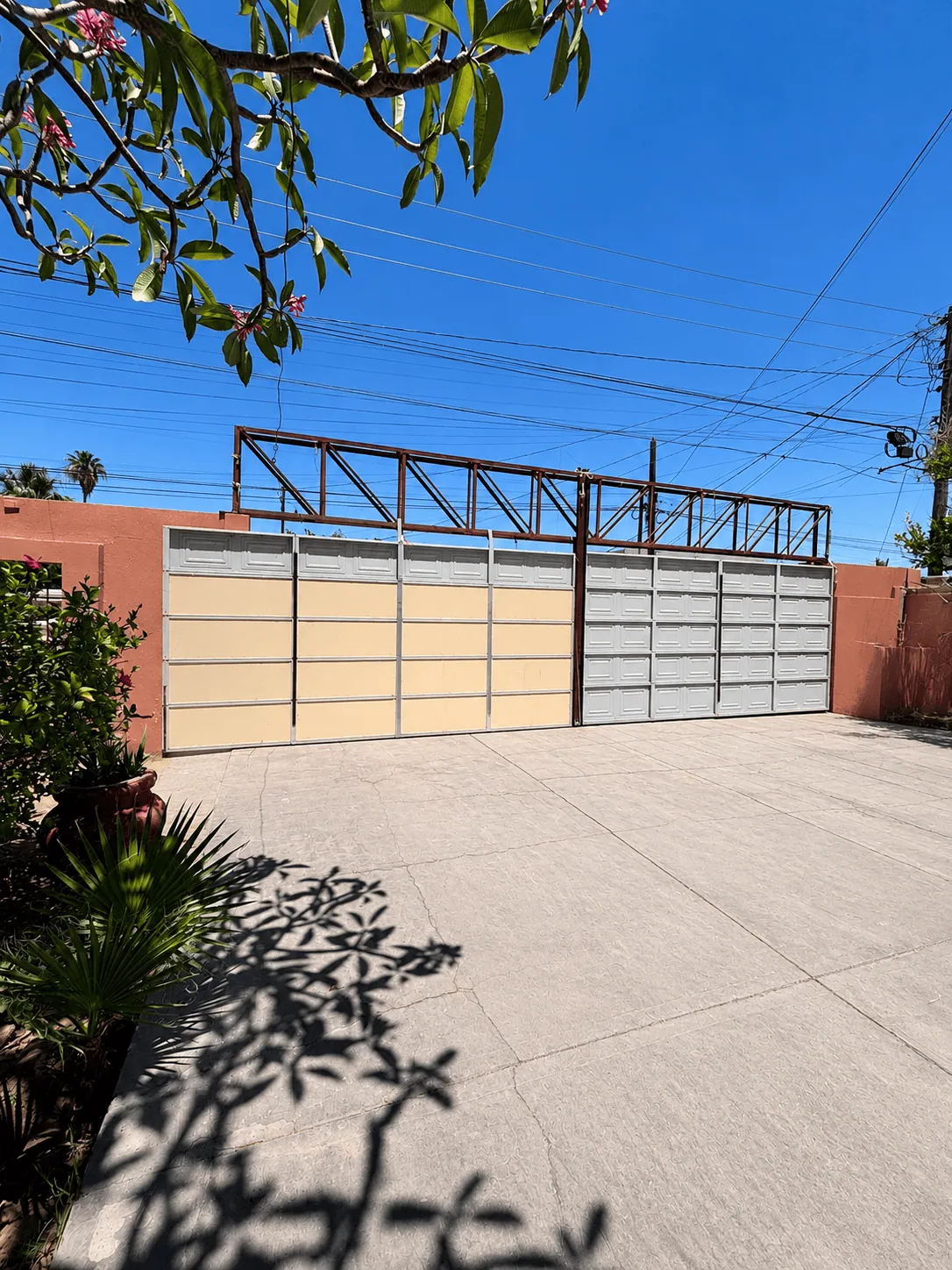 Casa en venta en la primera sección en Callejón Juarez 8 y 9 en S.L.R.C., Sonora.