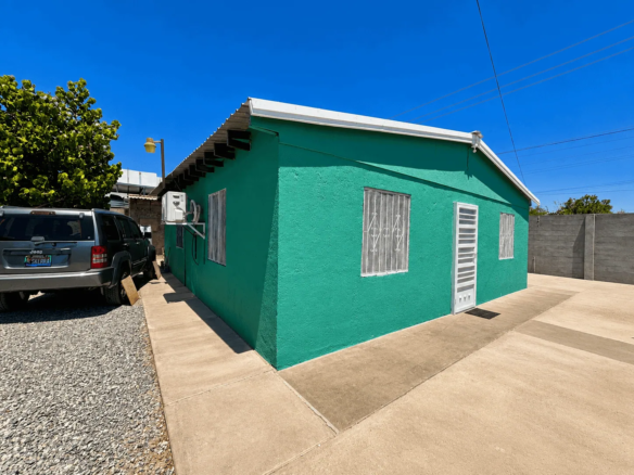 Casa en venta en esquina de Av. Guerrero y Calle 43 en S.L.R.C., Sonora.