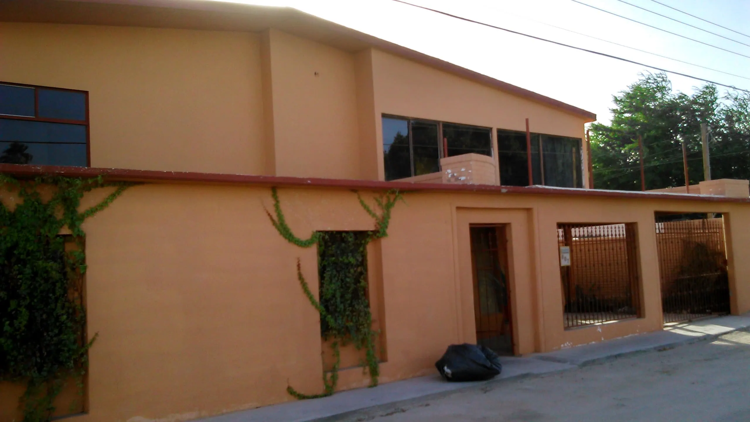 Casa en venta en la primera sección en Callejón Juarez 8 y 9 en S.L.R.C., Sonora.